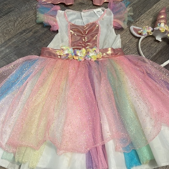 Unicorn rainbow Halloween costume for girls - Picture 2 of 8